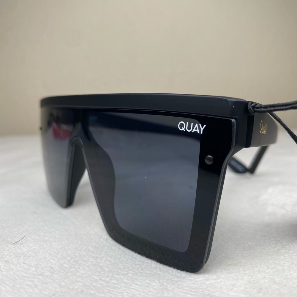 Quay Australia Hindsight Sunglasses - Picture 12 of 12